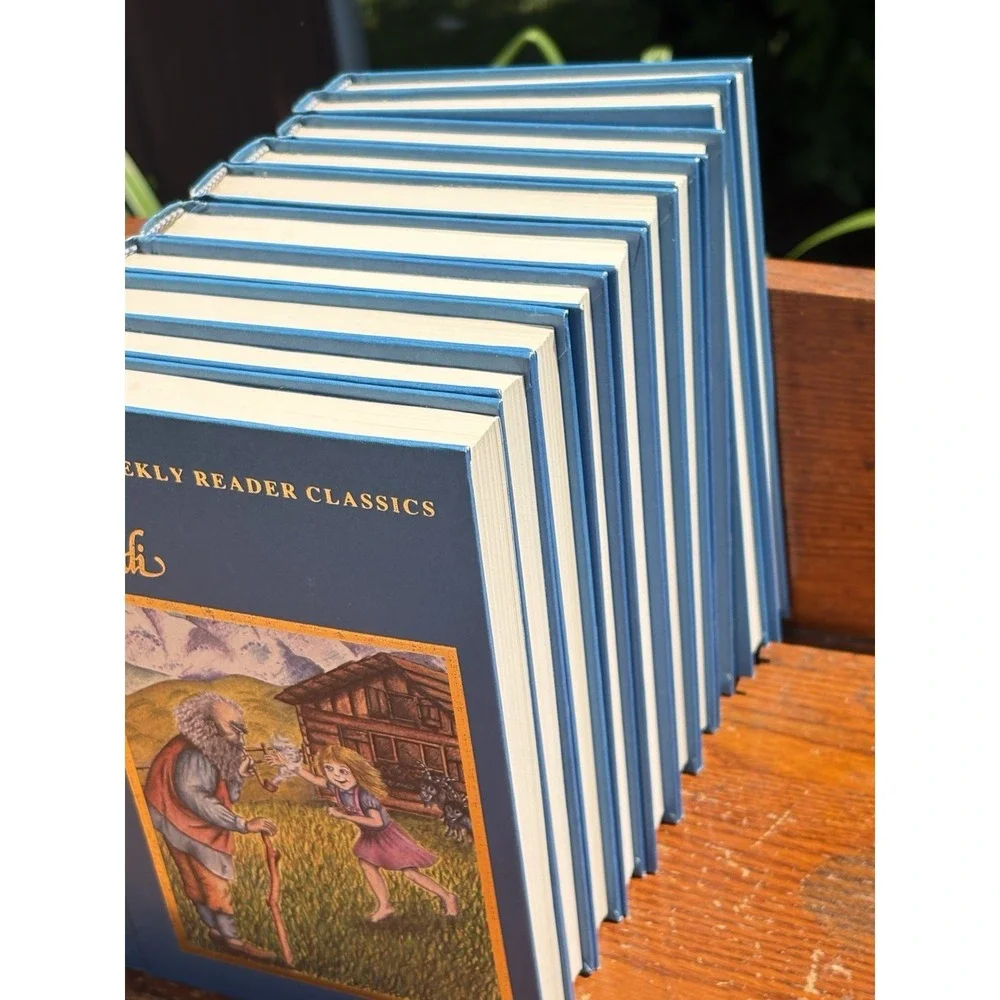 Vintage 1983 The Weekly Reader Classics 10 Book Set - Hardcover Blue Classics